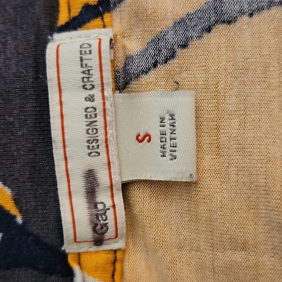 Vtg GAP Floral Mod Twisted Crew Neck Short Sleeve High Low Top - Picture 6 of 7